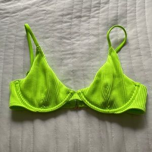 Hollis get neon green swimsuit